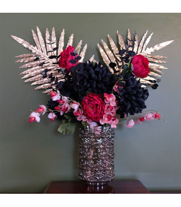 29cm Embossed Chestnut Glass Vase