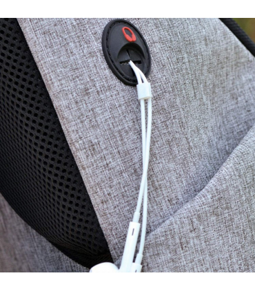 Energizer V208724 Laptop Charging Bag With Energizer UE10004QC Power Bank