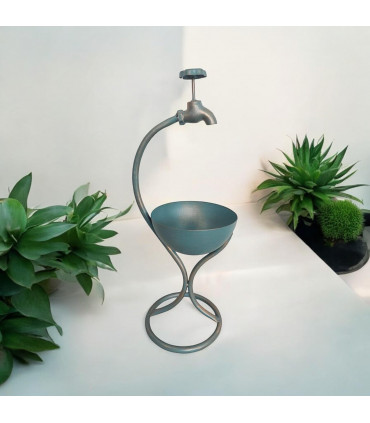 57CM BLUE METAL GARDEN PLANTER