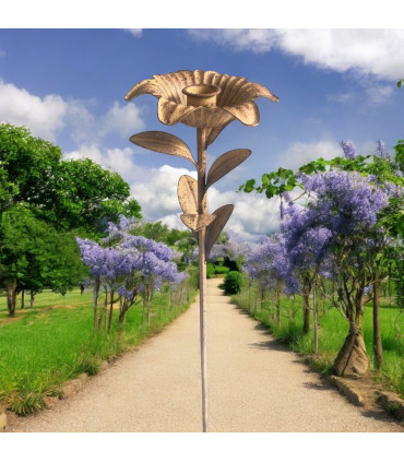 63CM GARDEN STAKE CANDLE HOLDER