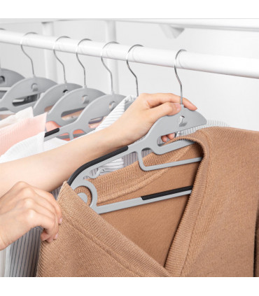 Non Slip Plastic Hangers Pack of 20 - Black