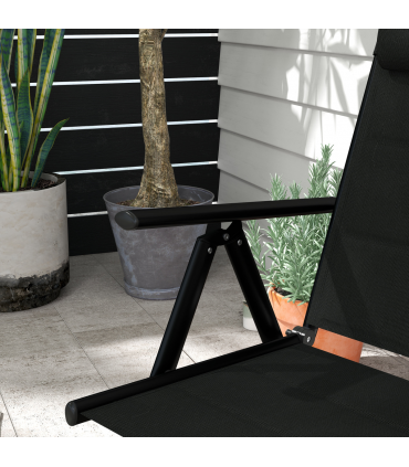 Outsunny 2 PCS Outdoor Folding Chairs, Dining Chairs with Padded Filling, Black