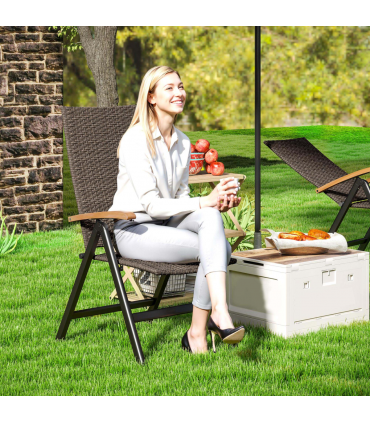 Outsunny Outdoor Folding Rattan Chair, Dining Chair, Brown