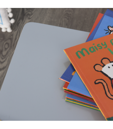 Kids Desk and Chair Set