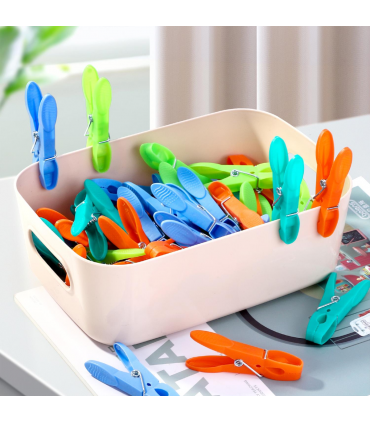 VINSANI 52PK PLASTIC PEGS 1010510