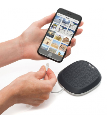 SanDisk iXpand Base For Phone Charging & Backup - Black 32 GB