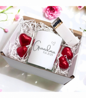 Grandma Est. 2025 Candle Gift Set |