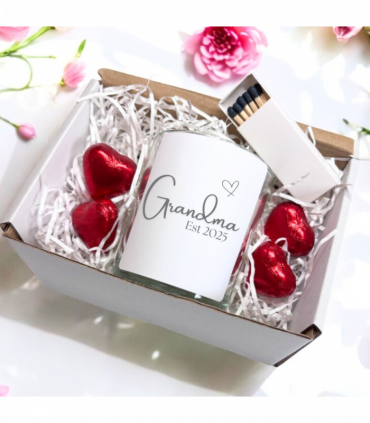 Grandma Est. 2025 Candle Gift Set |