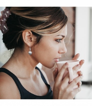 Best Friend Mini Gift Hamper with Silver Heart Earrings | Letter Box Gift For Her | Unique Gifts For Her Birthday, Thank you or Christmas UK