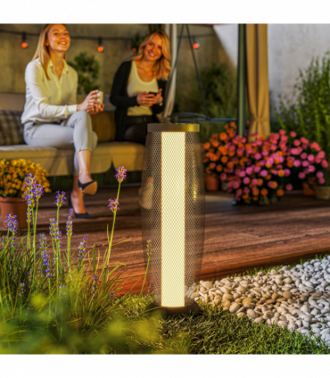 Outsunny 71.5 cm Garden Solar Lamp, Metal Floor Lamp with Auto On/Off LED