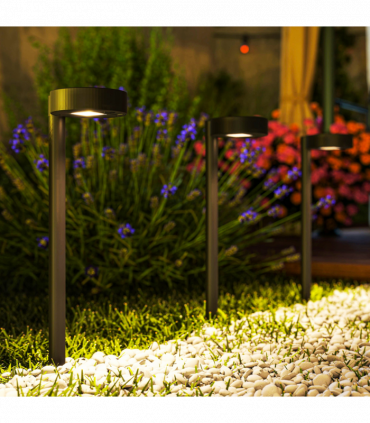 Outsunny Solar Stake Lights 8 Pack, IP44 Pathway Lighting, Auto On/Off LED