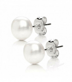 Pale Ivory Freshwater Pearl Stud Earrings