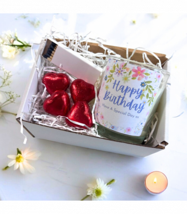 Pretty Flowers Happy Birthday Candle Gift Set | Birthday Gift Hamper for Friend | Birthday Gift Box for Her UK | Birthday Gifts