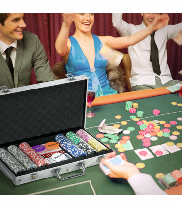 SPORTNOW 500-Piece Poker Chips Set w/ Mat, Aluminium Case, Two Decks of Cards