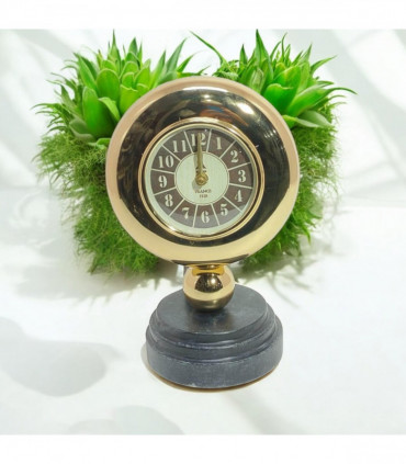 TABLE CLOCK