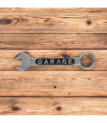 60CM ALUMINIUM SPANNER WALL PLAQUE