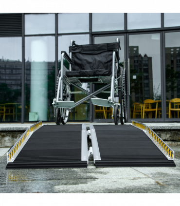 HOMCOM Folding Aluminium Wheelchair Ramp 152x73cm 272KG Capacity for Home