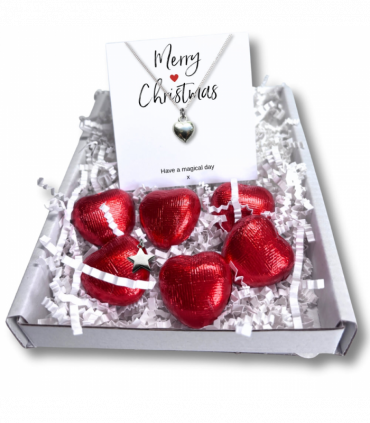 Merry Christmas Mini Gift Hamper with Silver Heart Necklace