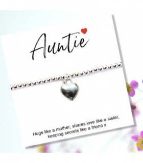 Auntie Message Card with Heart Charm Bracelet