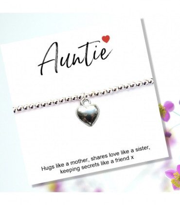 Auntie Message Card with Heart Charm Bracelet