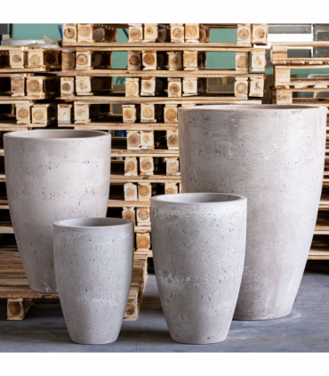 Vessara | Truffle – 40cm Tall Concrete Planter – 15L Vase-Shaped Plant Pot