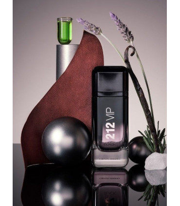 Carolina Herrera 212 VIP Men Black Eau De Parfum Spray 100ml