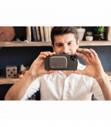 Our Pure Planet (Harry Kane's ECO Brand) Magnetic Wireless Power Bank