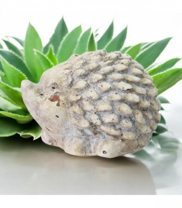 10CM CREAM CEMENT HEDGEHOG