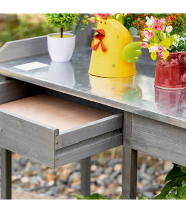 Garden Potting Bench