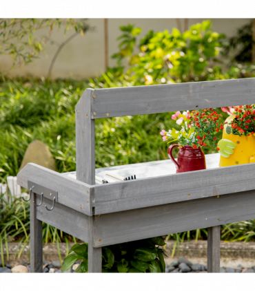 Garden Potting Bench