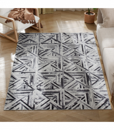 HOMCOM Non-Slip Washable Rug, Chenille Floor Carpet for Living Room, Black, 170х120