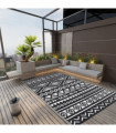 Outdoor Rug Black 140x200 cm PP