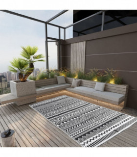 Outdoor Rug Black 160x230 cm PP