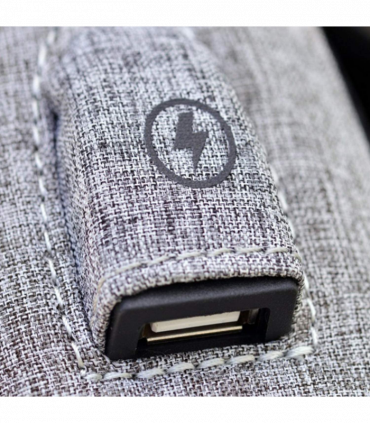 Energizer V208724 Laptop Charging Bag With Energizer UE10004QC Power Bank