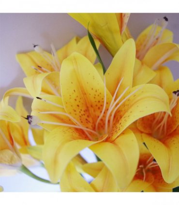12 x 60cm Artificial Lily Stem - Yellow - 144 Flowers