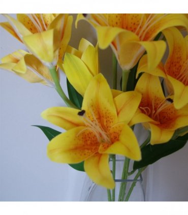 12 x 60cm Artificial Lily Stem - Yellow - 144 Flowers