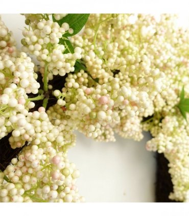 Leaf White 55cm Artificial Hanging White Berries Wreath 60cm Diameter