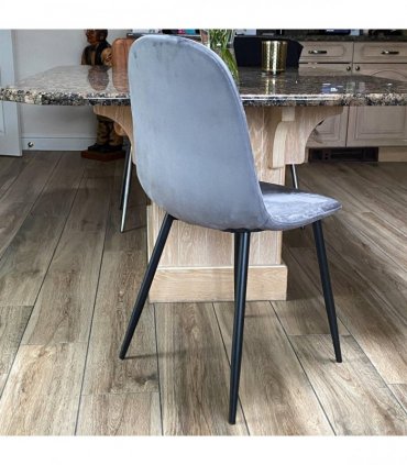 AcaciaHome Modern & Stylish Velvet Cushion Padded Fabric Chair with Black Metal Legs – Comfortable Upholstery with Strong Frame Perfect for Living Rooms, Dining Areas, Offices, & Lounges (Grey)