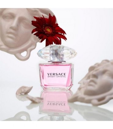 Versace Bright Crystal Eau De Toilette Spray 50ml