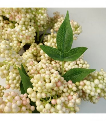55cm Artificial Hanging White Berry Wreath