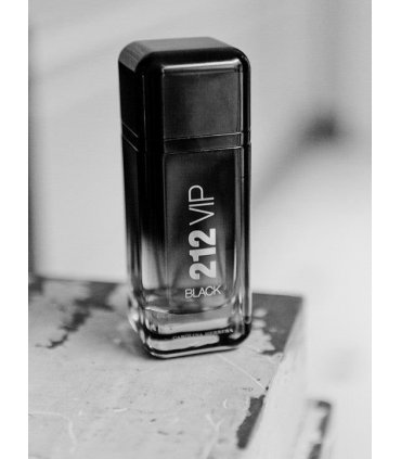 Carolina Herrera 212 VIP Men Black Eau De Parfum Spray 100ml