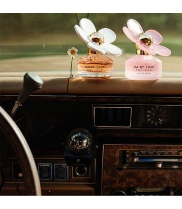 Marc Jacobs Daisy Love Eau De Toilette Spray 100ml