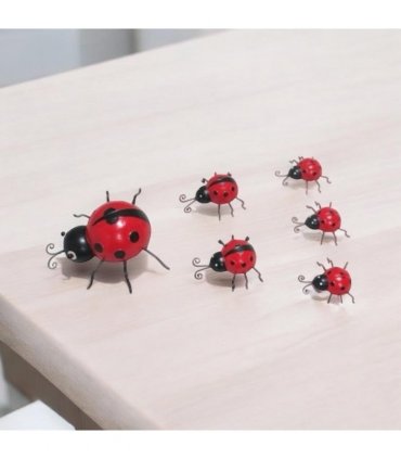 AcaciaHome Durable & Stylish Metal Ladybird Garden Decor Set of 6, Durable Weatherproof Hanging Wall Art, Rust-Resistant Glossy Red Ladybird Sculptures for Fence, Porch, Balcony & Patio