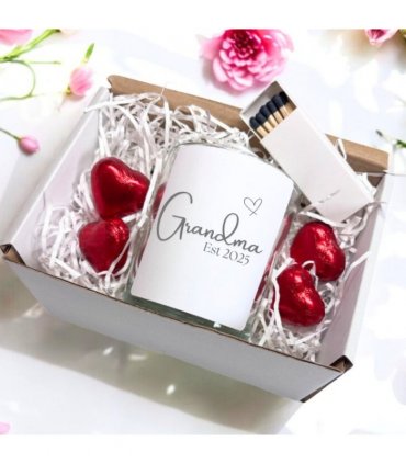 Grandma Est. 2025 Candle Gift Set |