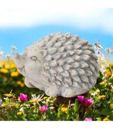 Durable Stone-Look Hedgehog Garden Sculpture – Cement Animal Ornament, Frostproof & Weather-Resistant, Perfect Indoor & Outdoor Décor for Lawn, Patio, Porch, Balcony (21cm Cream Hedgehog Statue)