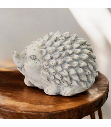Durable Stone-Look Hedgehog Garden Sculpture – Cement Animal Ornament, Frostproof & Weather-Resistant, Perfect Indoor & Outdoor Décor for Lawn, Patio, Porch, Balcony (21cm Cream Hedgehog Statue)