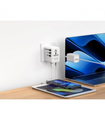 Wyeflux Universal Travel Adaptor 12W USB and C