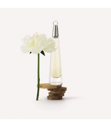 Issey Miyake L'Eau d'Issey Eau De Toilette Spray 50ml / Body Lotion 50ml / Shower Gel 50ml