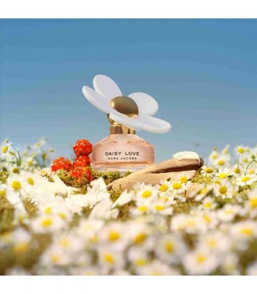 Marc Jacobs Daisy Love Eau De Toilette Spray 50ml