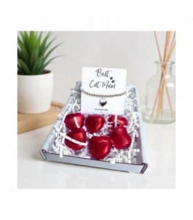 Best Cat Mum Mini Gift Hamper Silver Heart Bracelet
